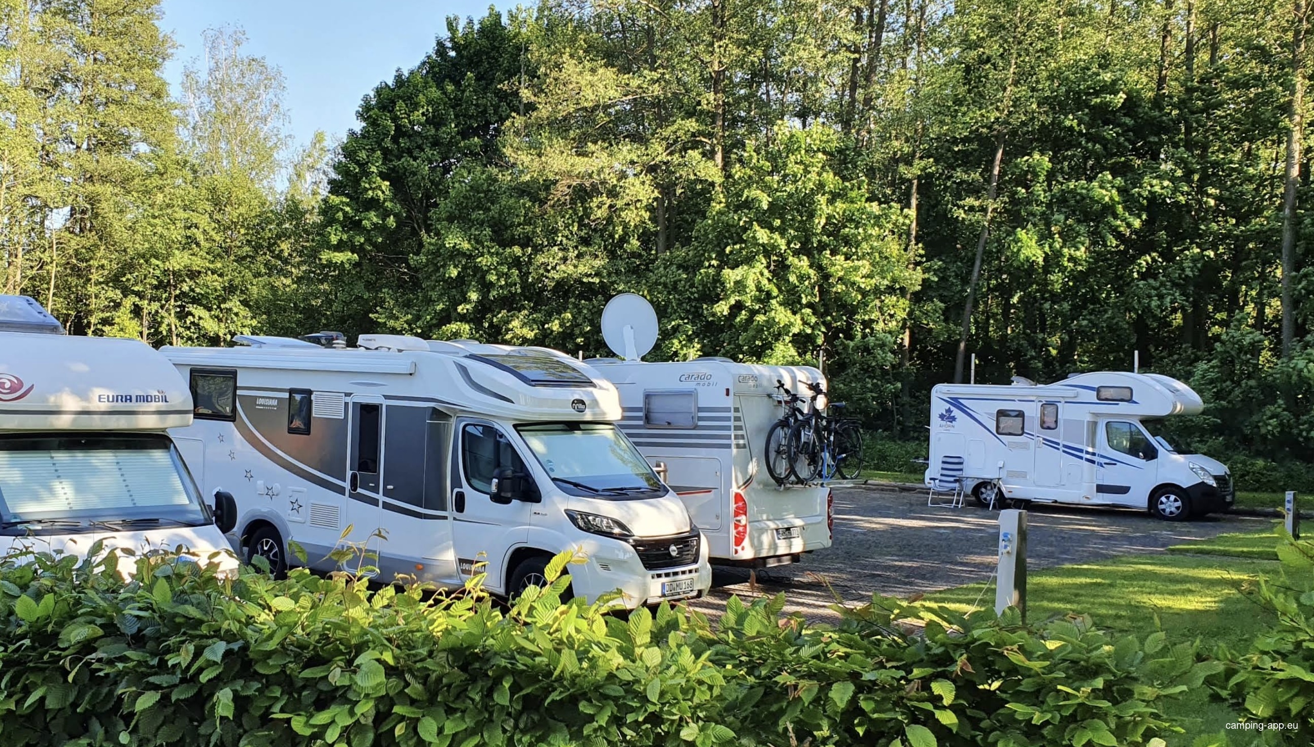 Stellplatz am Auenpark 1 — Місце для кемперів in Marktredwitz