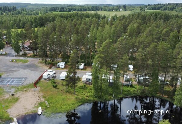 SF-Caravan Vankkurimännikkö — Photo 2