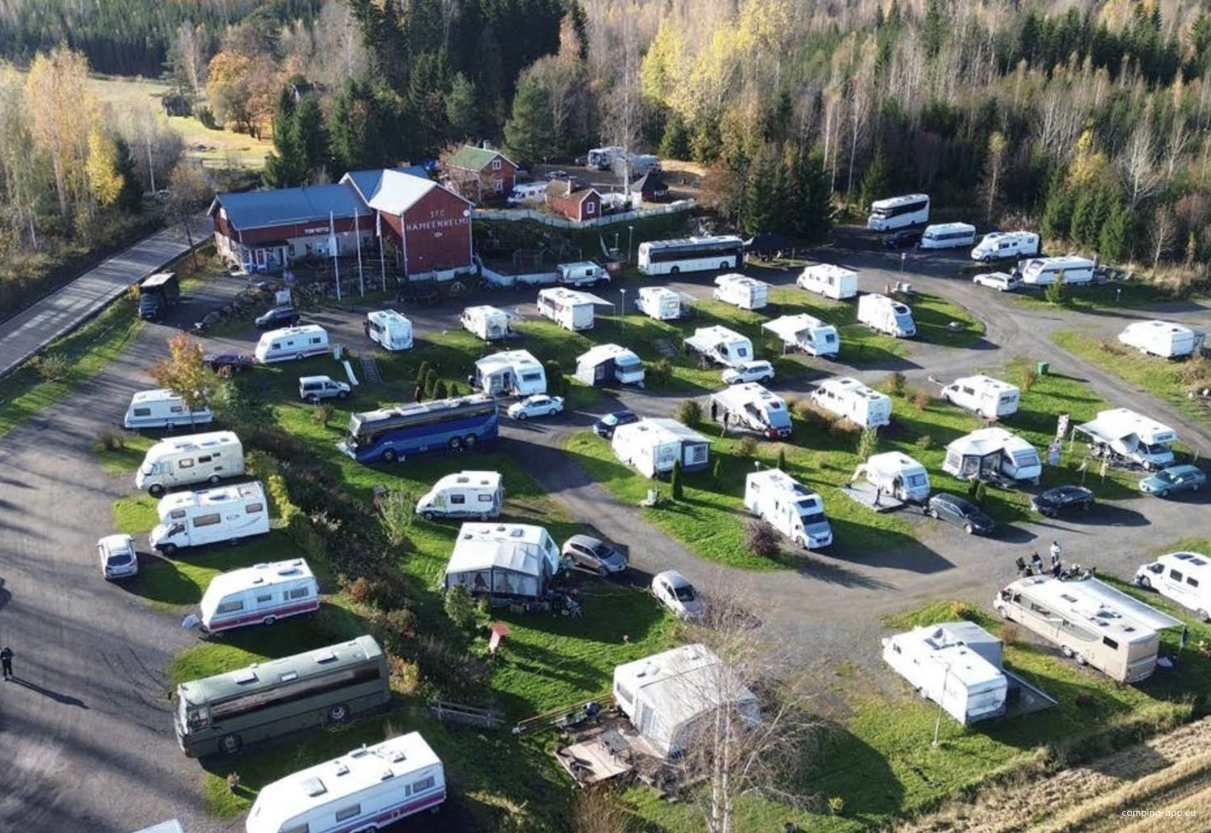 SF-Caravan Hämeenhelmi — Campingplass in Leppäkoski