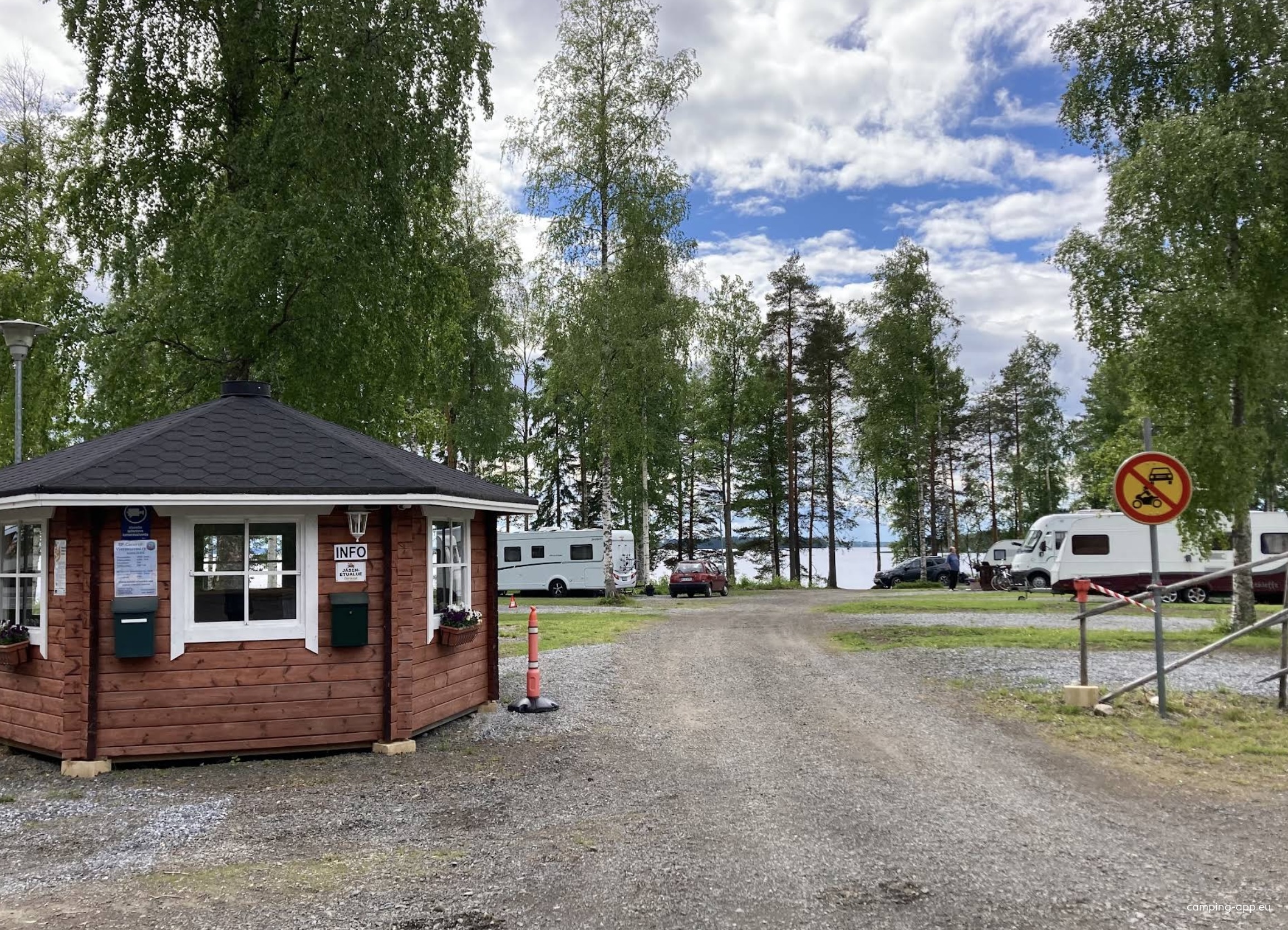 SF-Caravan Vieresniemi ry — Camping Site in Lappajärvi