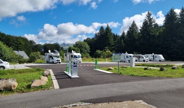 Aire de camping-car de Égliseneuve-d’Entraigues (Puy de Dôme)