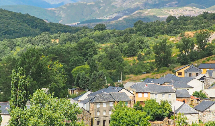 Aire de camping-car de Pobladura del Valle (Zamora) — Area di sosta in Pobladura Del Valle