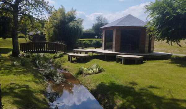 Aire de camping-car de Céré-la-Ronde, Les Pins (Indre et Loire) — Photo 3