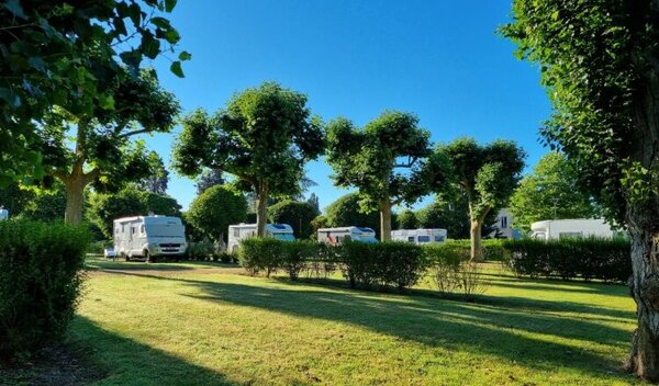 Aire de camping-car de Ligueil (Indre et Loire) — Photo 2