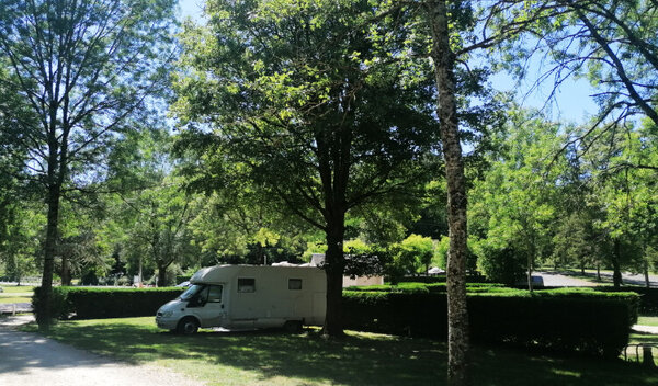 Camping de mon Village de Monthou-sur-Cher, Les Anguilleuses (Loir et Cher) — Photo 2