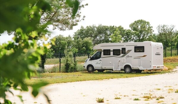 Aire de camping-car de Tonnay-Boutonne (Charente Maritime) — Photo 2