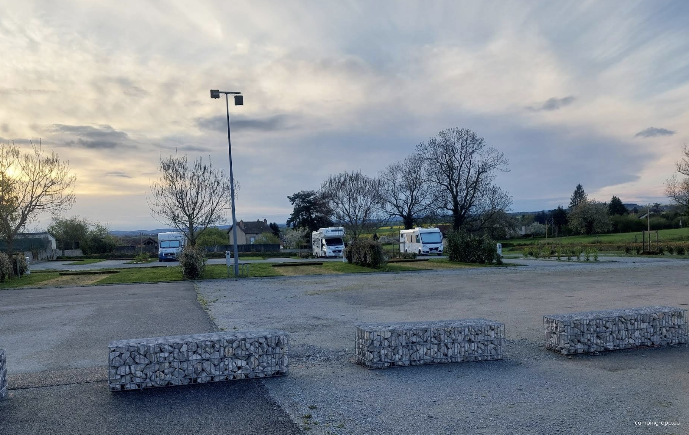 Aire de camping-car de Évaux-les-Bains (Creuse) — Karavan Sitesi in Évaux les Bains