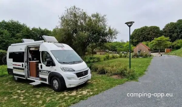 Aire de camping-car de Saint Geniès (Dordogne) — Photo 6