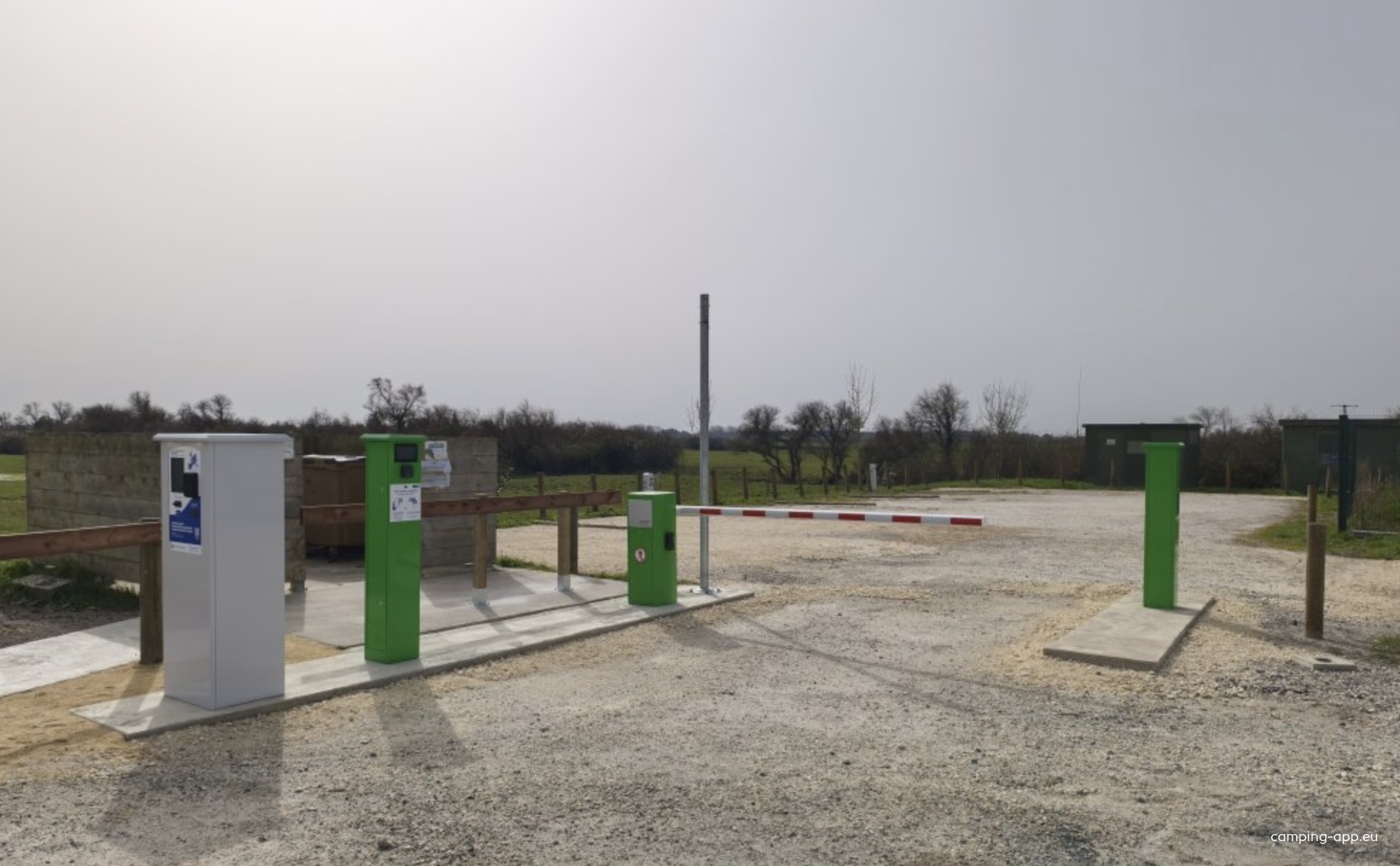Aire de camping-car de Talais (Gironde) — Campervan Site in Talais