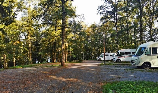 Aire de camping-car de Lac Saint-Pardoux, Razès (Haute Vienne)