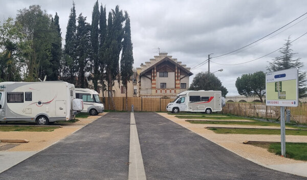 Aire de camping-car de Agen (Lot et Garonne) — Photo 3