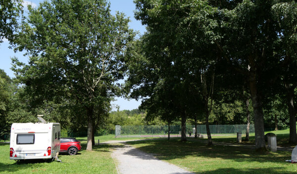 Aire de camping-car de Morlaas (Pyrénées Atlantiques) — Zdjęcie 2
