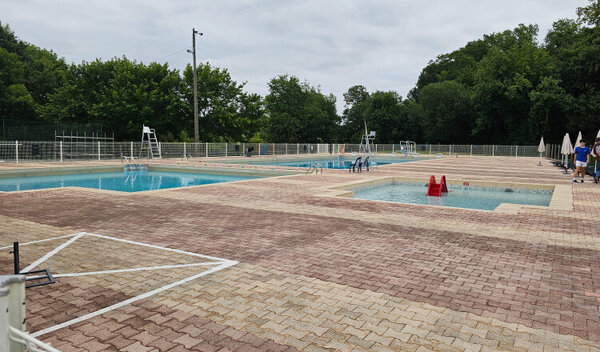 Aire de camping-car de Morlaas (Pyrénées Atlantiques) — Photo 2