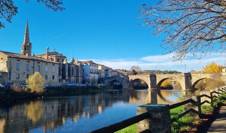 Aire de camping-car de Limoux (Aude) — Bobilplass in Limoux
