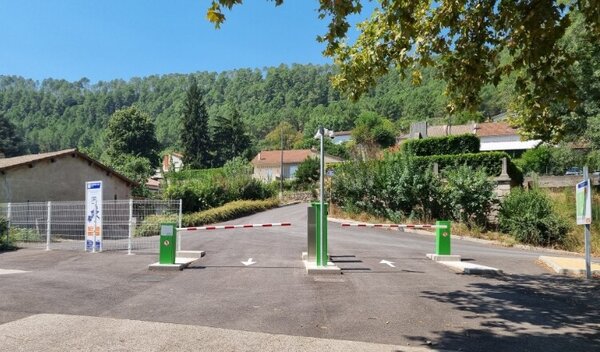 Aire de camping-car de Branoux-les-Taillades (Gard) — Photo 2