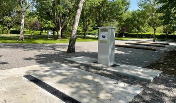 Aire de camping-car de Labarthe-Rivière (Haute Garonne) — Photo 3