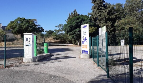 Aire de camping-car de Vinça le Lac (Pyrénées Orientales) — Photo 2