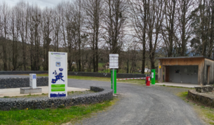 Aire de camping-car de Sopuerta (Vizcaya) — Sp. parking dla kamperów in Sopuerta