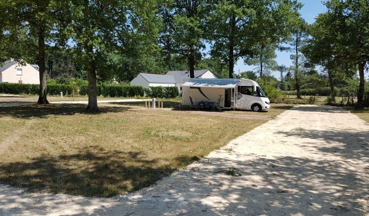 Aire de camping-car de Brain-sur-Allonnes (Maine et Loire) — Area di sosta in Brain sur Allonnes