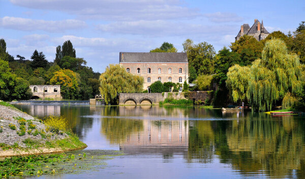 Aire de camping-car de Avoise (Sarthe) — Photo 2
