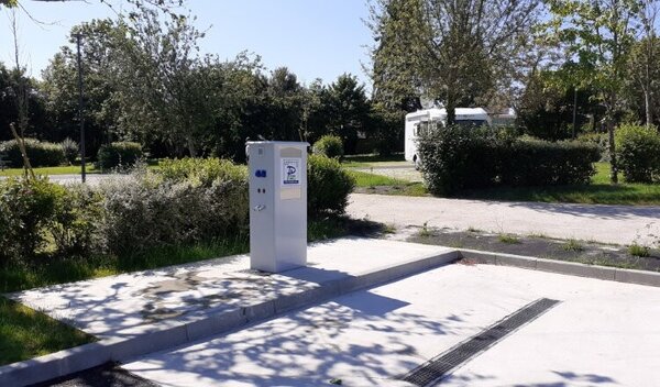 Aire de camping-car de Bonnétable, la Prairie (Sarthe) — Photo 3