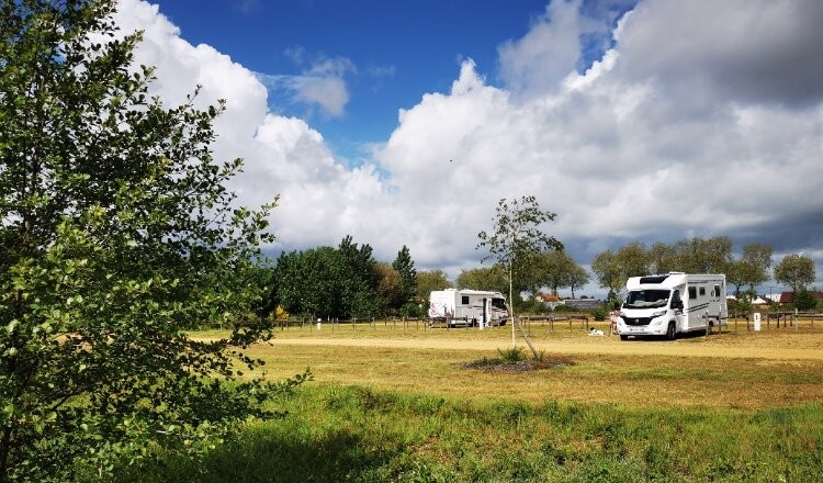 Aire de camping-car de la Flèche, La Monnerie (Sarthe) — 露营车营地 in LA FLECHE 72200 La Flèche