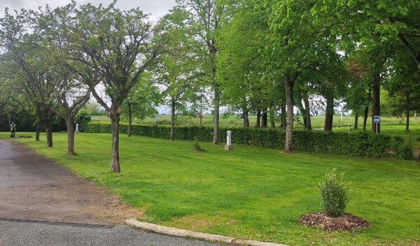 Aire de camping-car de Précigné (Sarthe) — Photo 2