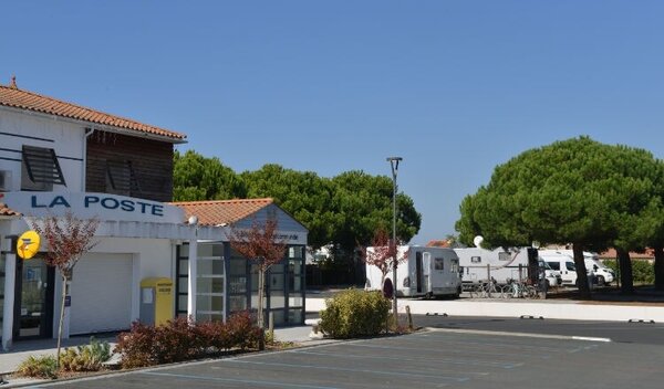 Aire de camping-car de la Faute sur Mer, les Pins (Vendée) — Photo 3