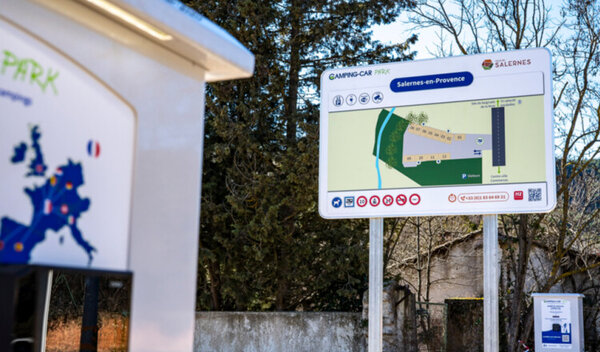 Aire de camping-car de Salernes (Var) — Photo 3