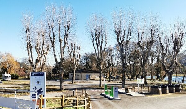Aire de camping-car de Vinon-sur-Verdon (Var) — Photo 3
