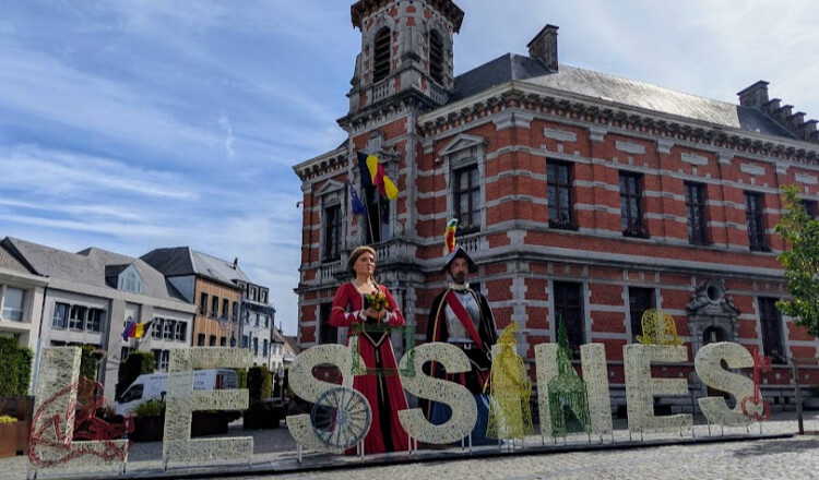 Aire de camping-car de Lessines (Hainaut) — Bobilplass in Lessines