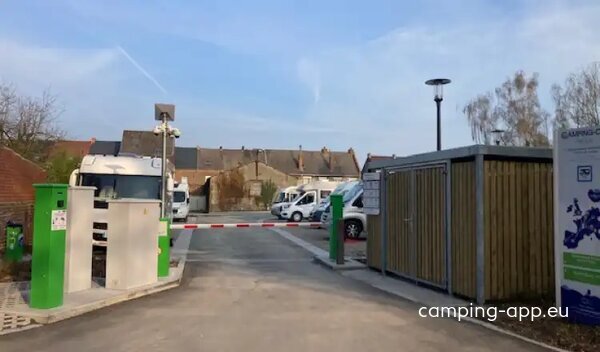 Aire de camping-car de Lessines (Hainaut) — Photo 6