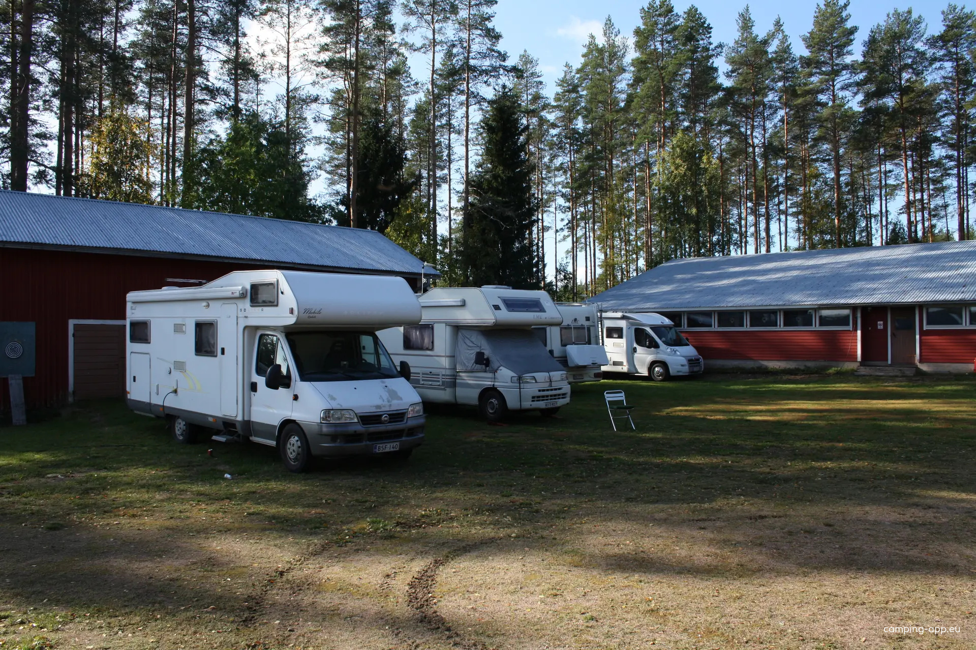 Kiinteistö Oy Laulavat Kulkurit — Campervan Site in Kankaanpää