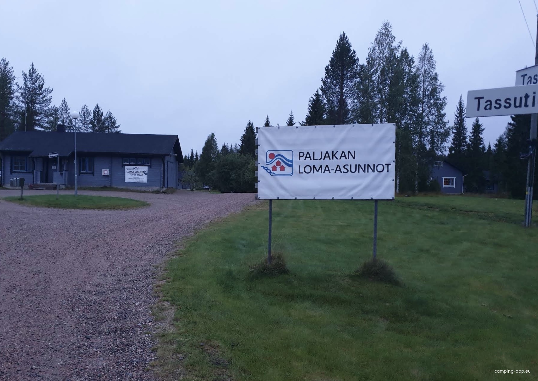 Tassulammen vaunualue — Karavan Sitesi in Kotila