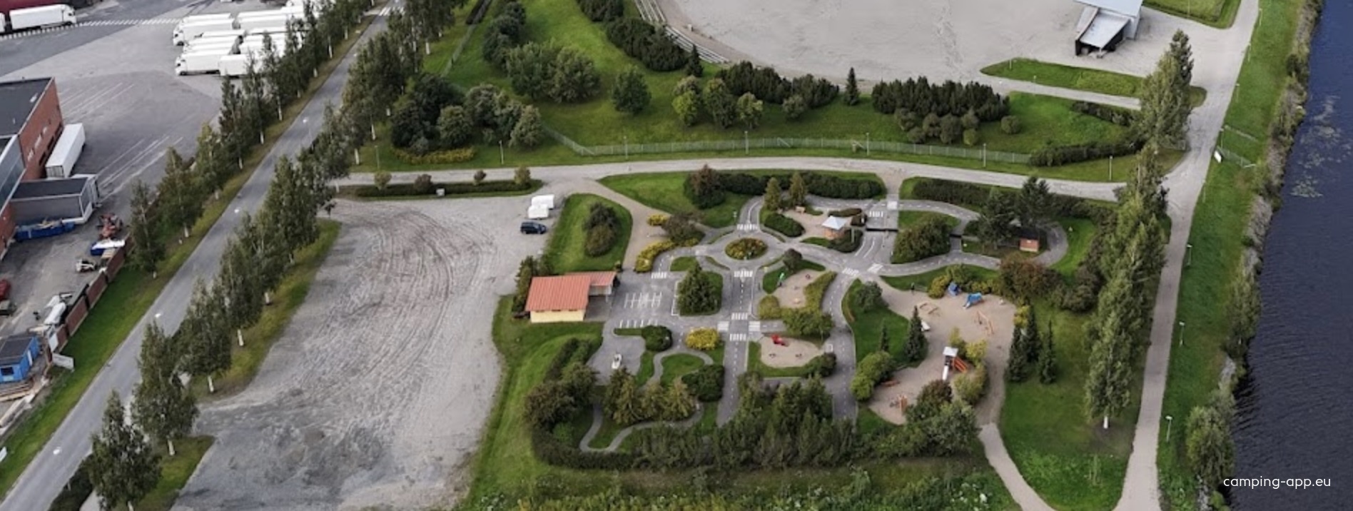 Iisalmen Liikennepuiston  P-alue — Ställplats in Iisalmi