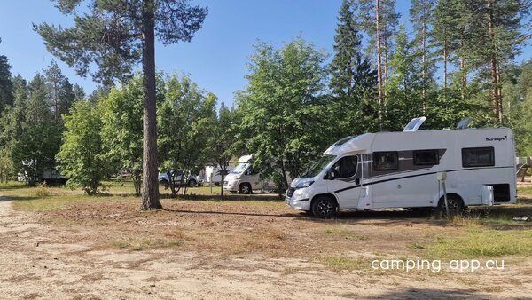 Oulujärven Lomakylä Niemen Hiekkaranta oy
