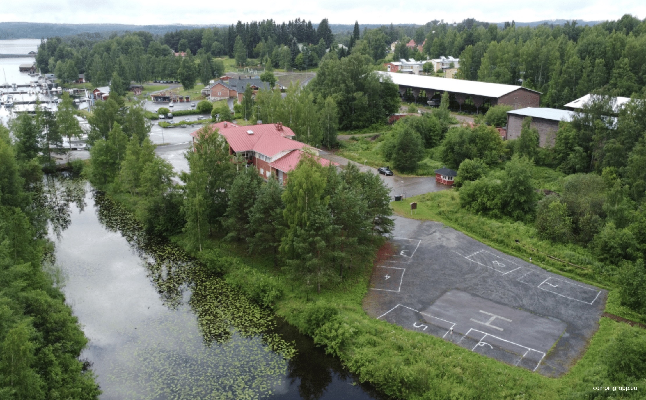Kuhmoisten matkaparkki — Camperplads in Kuhmoinen