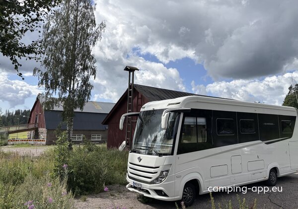 Backbyn Kartano Matkaparkki — Photo 2