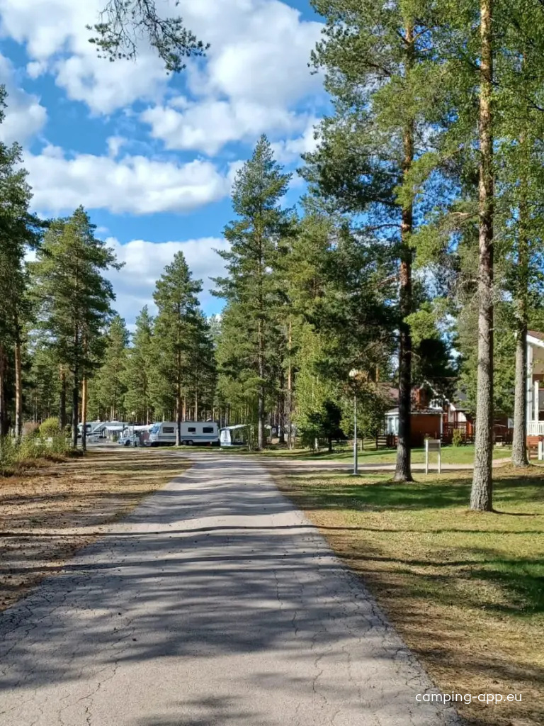 Maasydämen Matkailu Urjanlinna — Kamp yeri in Sievi