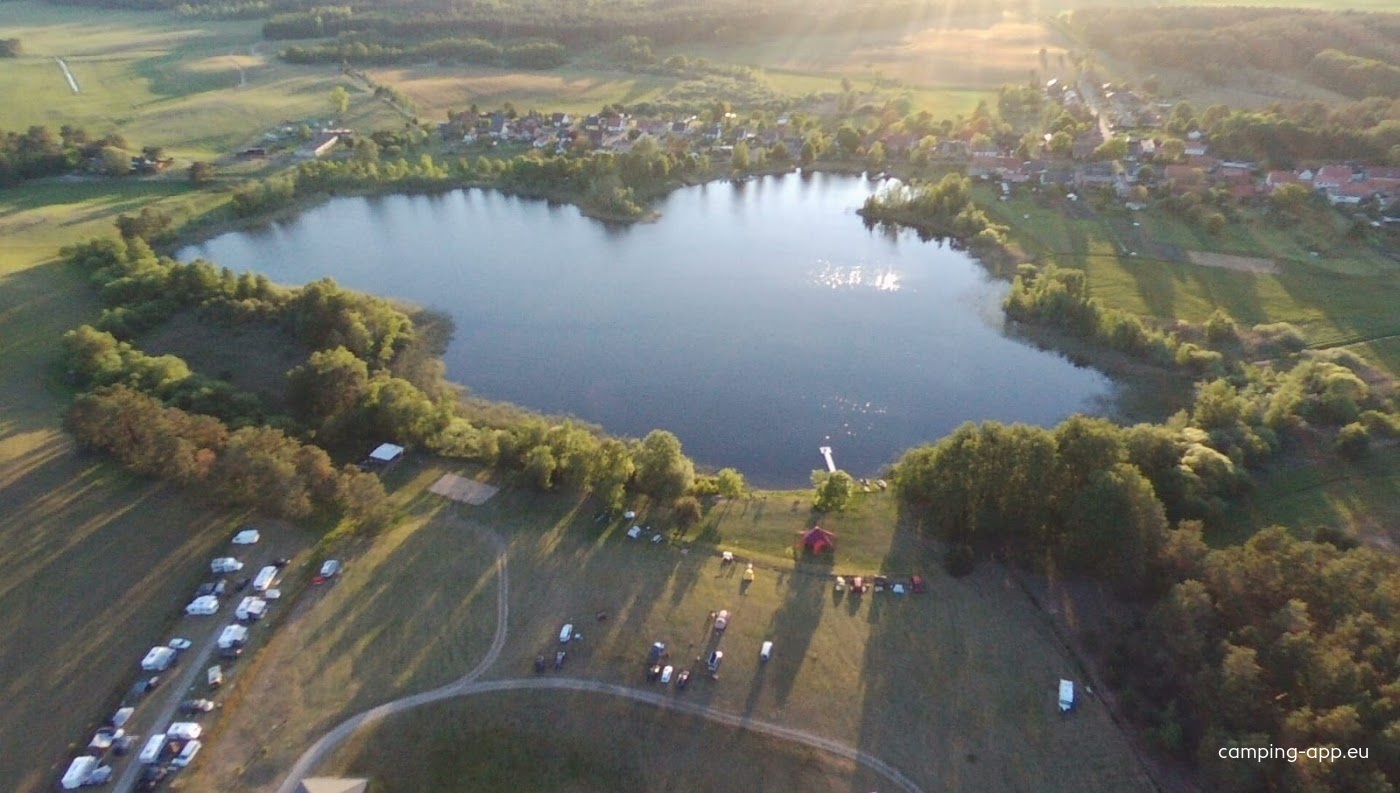 Camping Am Kluger See — Kamp yeri in Neustrelitz