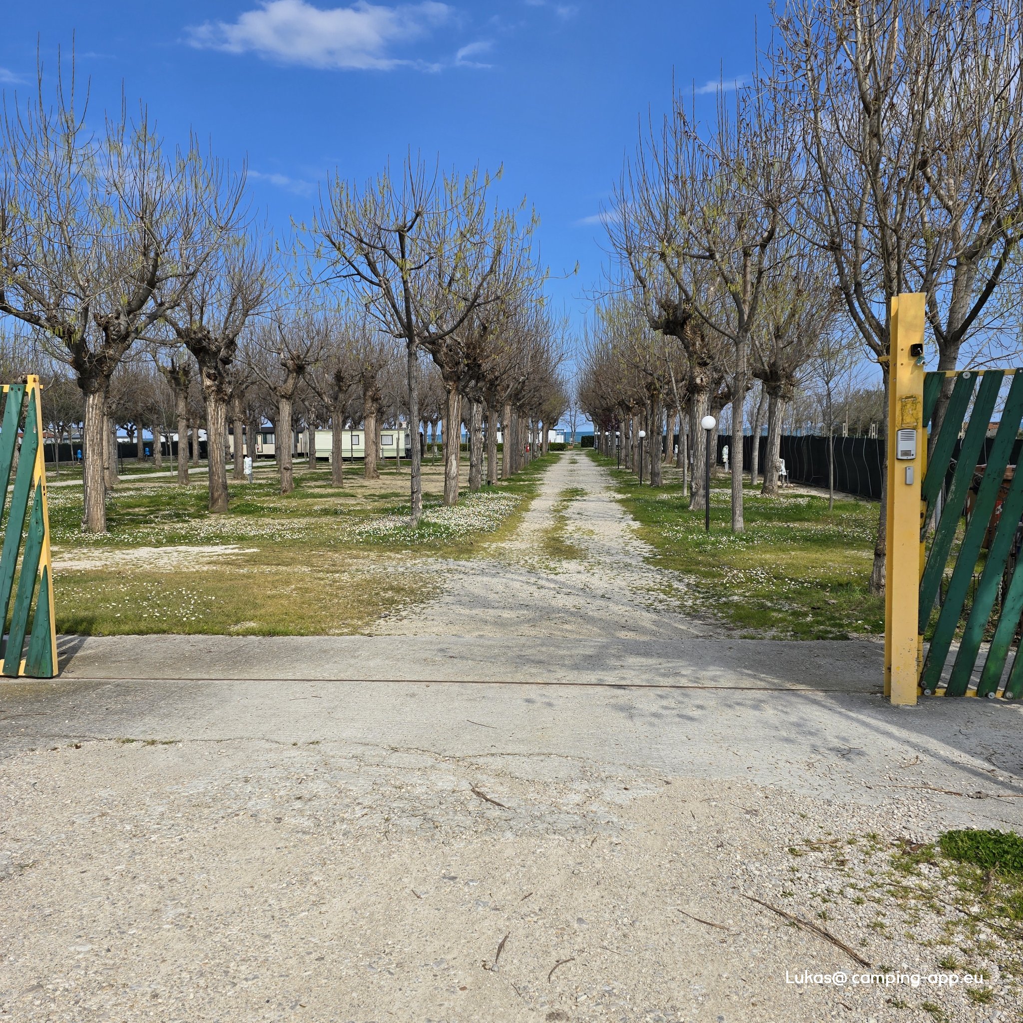 Agri Camping Mare Nostrum — Area Autocaravanas in Roseto degli Abruzzi