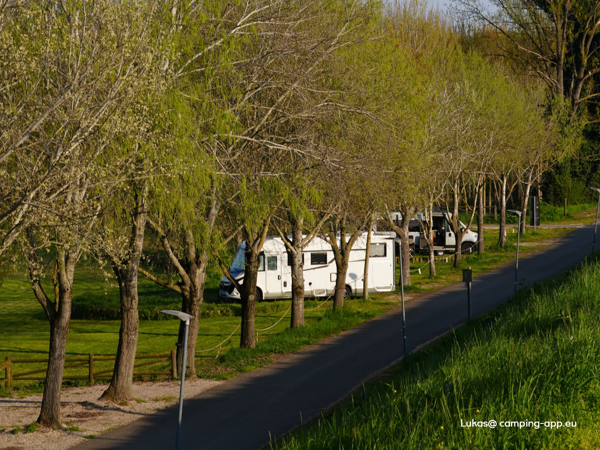 Area sosta camper Nautica Sermide — Photo 4