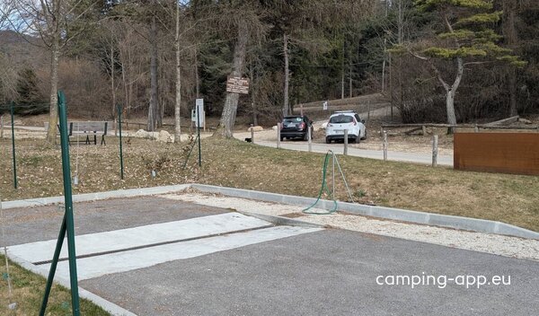 Area Sosta Camper S. Barbara — Photo 3