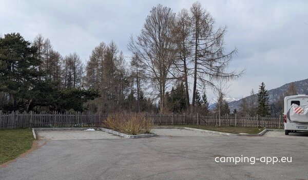 Area Sosta Camper S. Barbara — Photo 4