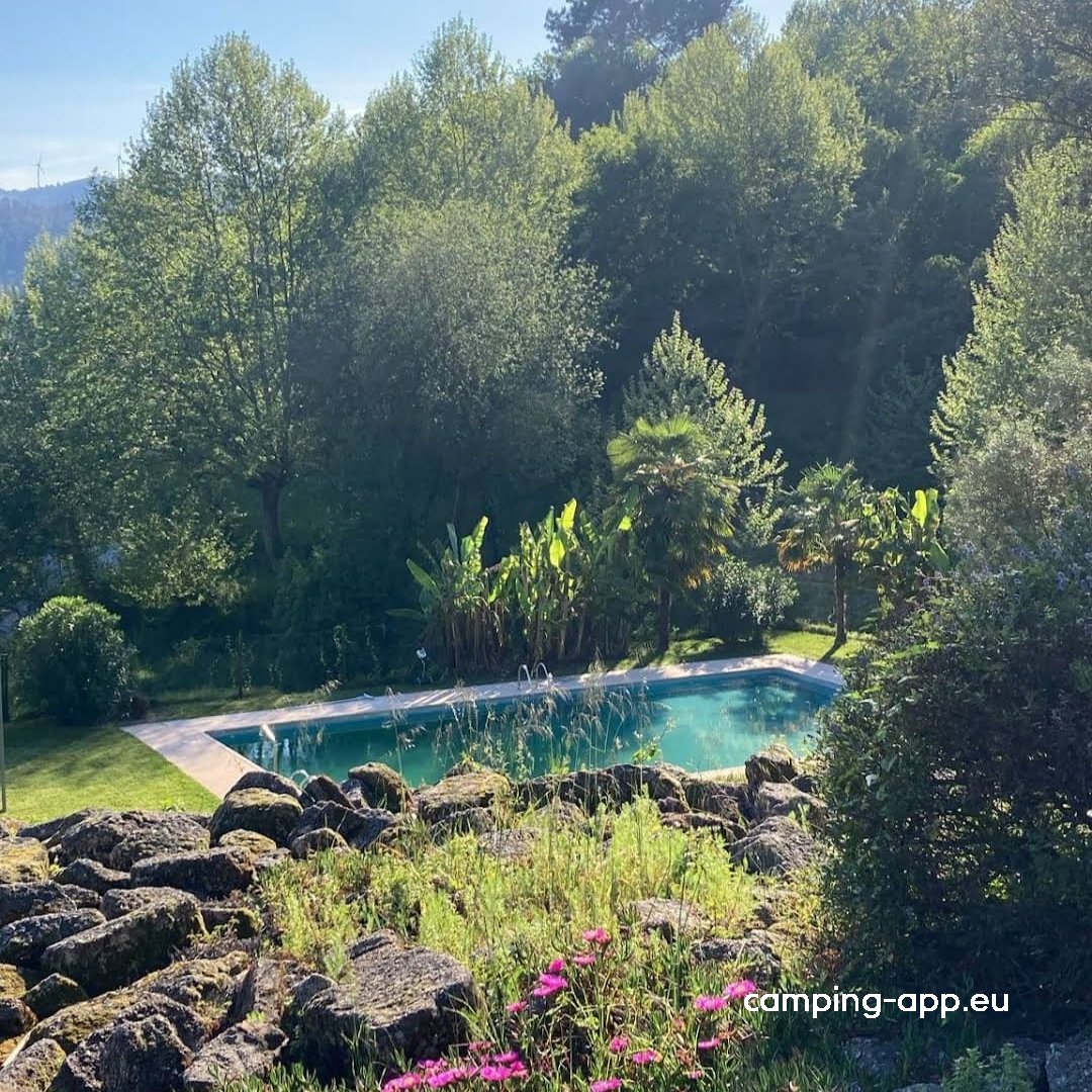 Camping Quinta Valbom — Camping Site in Celorico de Basto