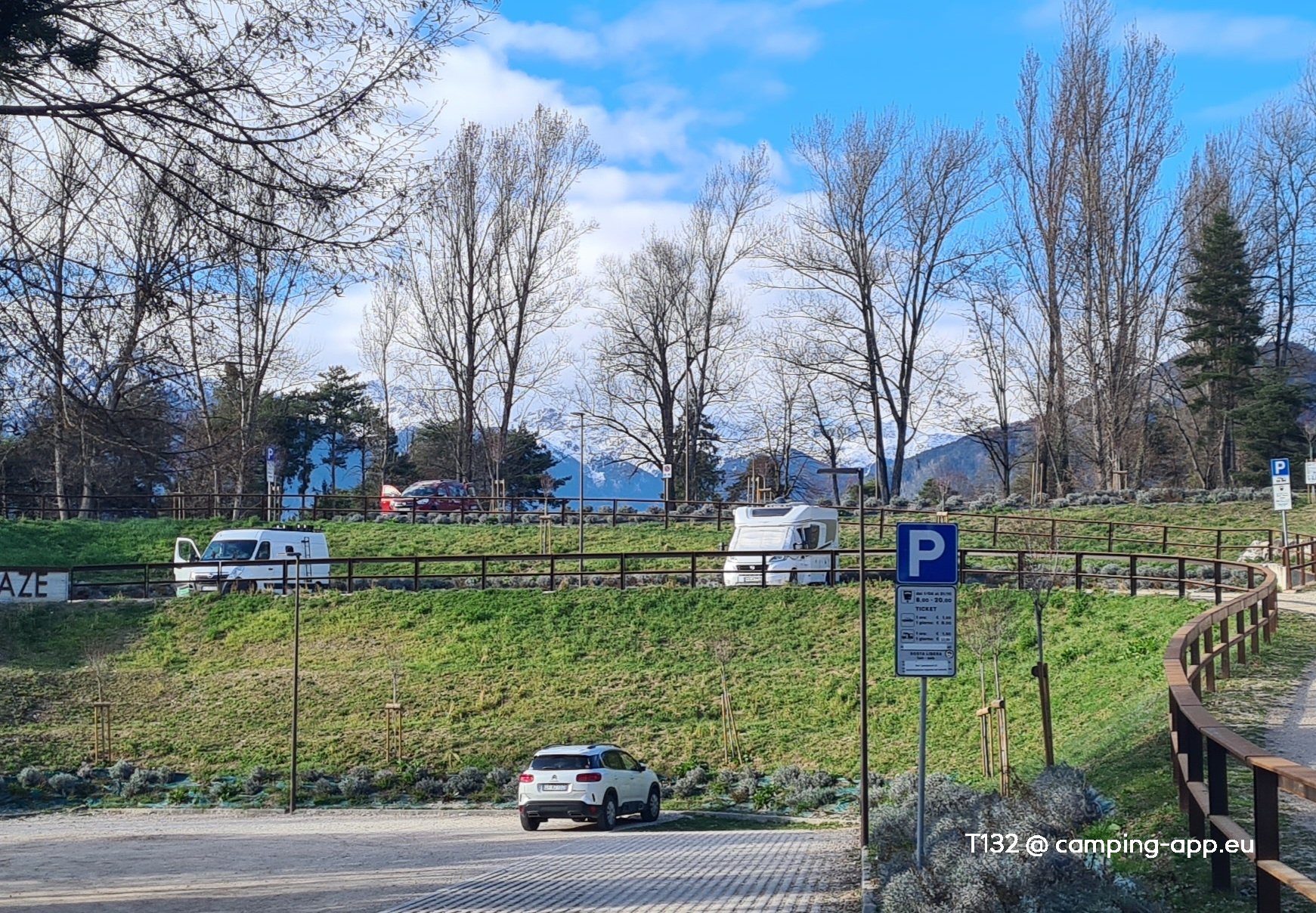 Parkplatz Predaia — Photo 4