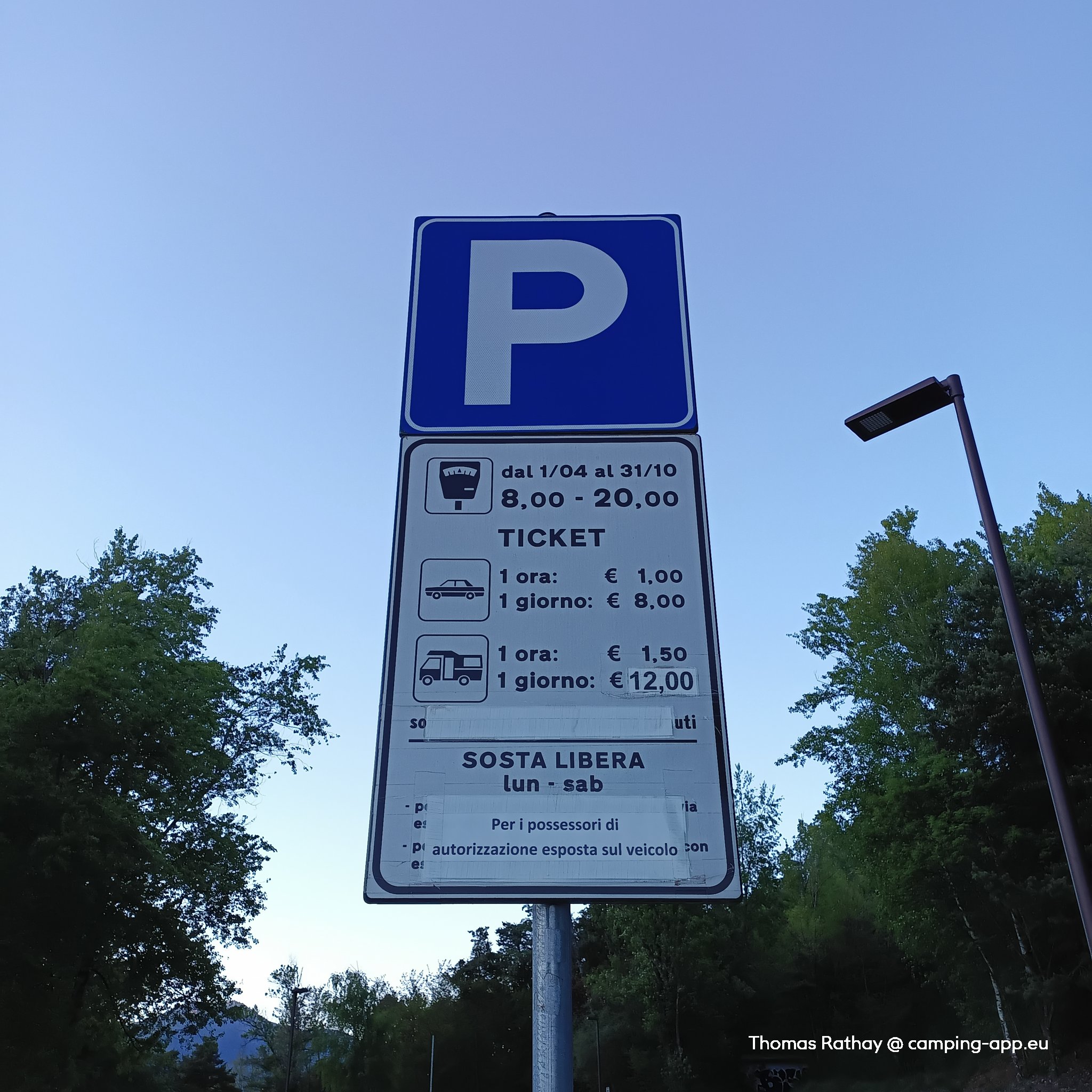 Parkplatz Predaia — Foto 3
