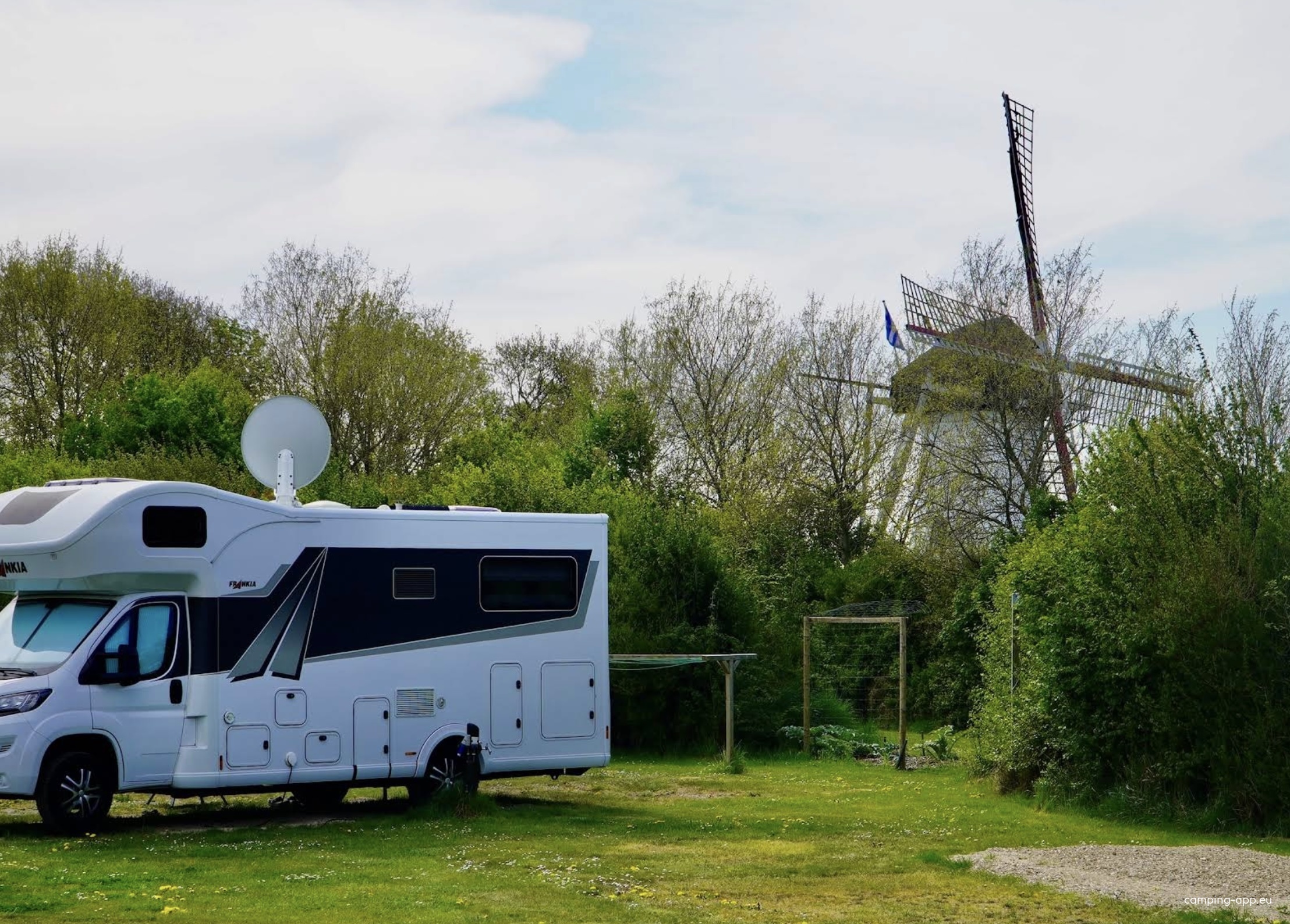 Camping de vrolijke Molen — Campingplatz in Ellemeet