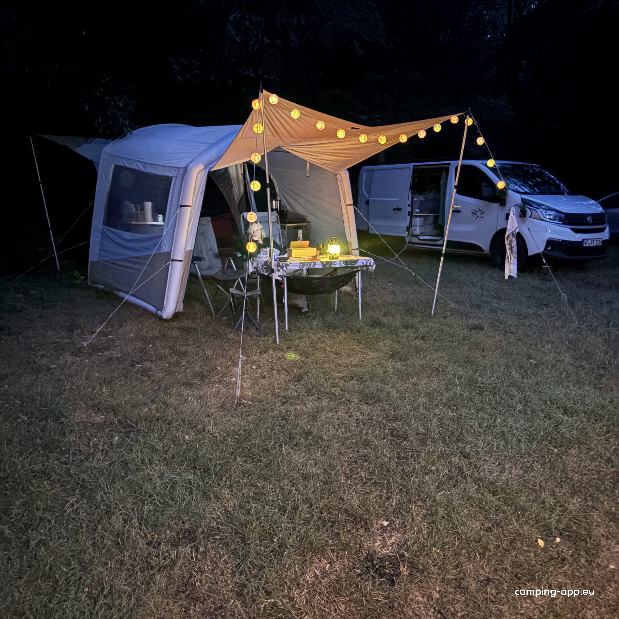 Camping du vieux pont — Cámping in Saint-Alban-Auriolles