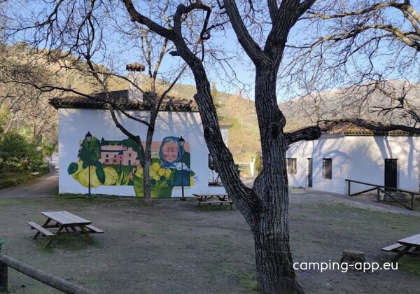 ECOSUBBÉTICA - Centro Ecoturista El Castillejo — Photo 2